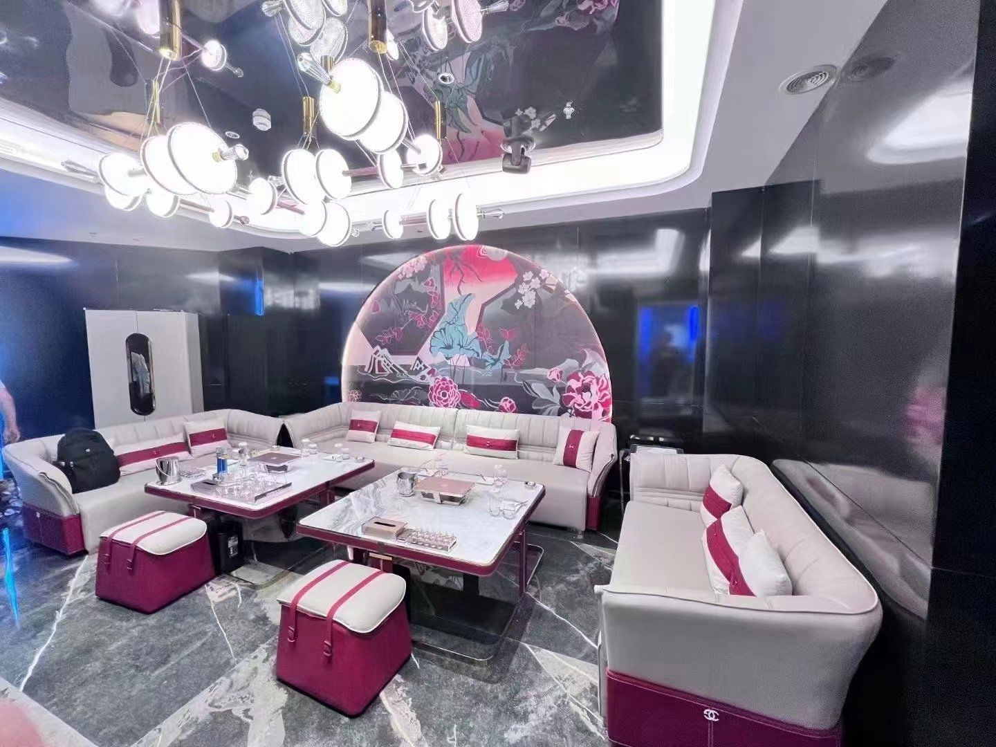 黄冈商务ktv及其商务ktv啥意思解析-麻城市ktv订房